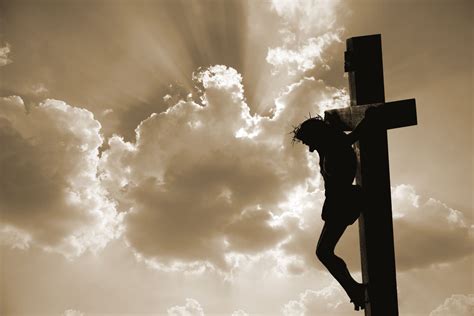 Apr 6, 2023 · Jesus’ death on the cross symbolizes the Christian call to “take up our cross” daily and choose God each day by the power of the Holy Spirit. Crucifixion is also defined as unjust treatment or persecution, aptly defining what it often costs us in this life to follow Christ. 